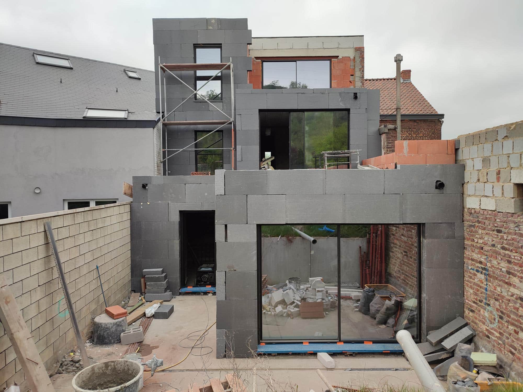 lg-reno-transform-facade (8)